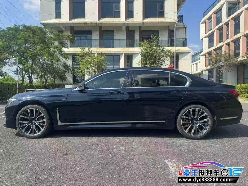 19年宝马7系轿车抵押车出售