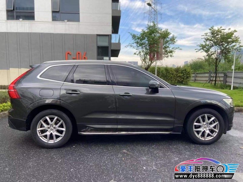 18年沃尔沃XC60轿车抵押车出售