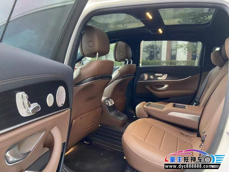 23年奔驰E轿车抵押车出售