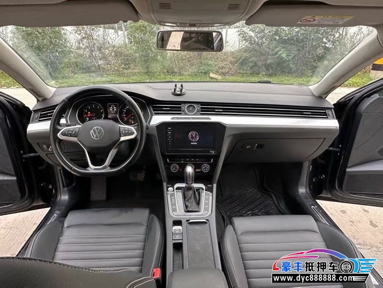 21年大众迈腾轿车抵押车出售