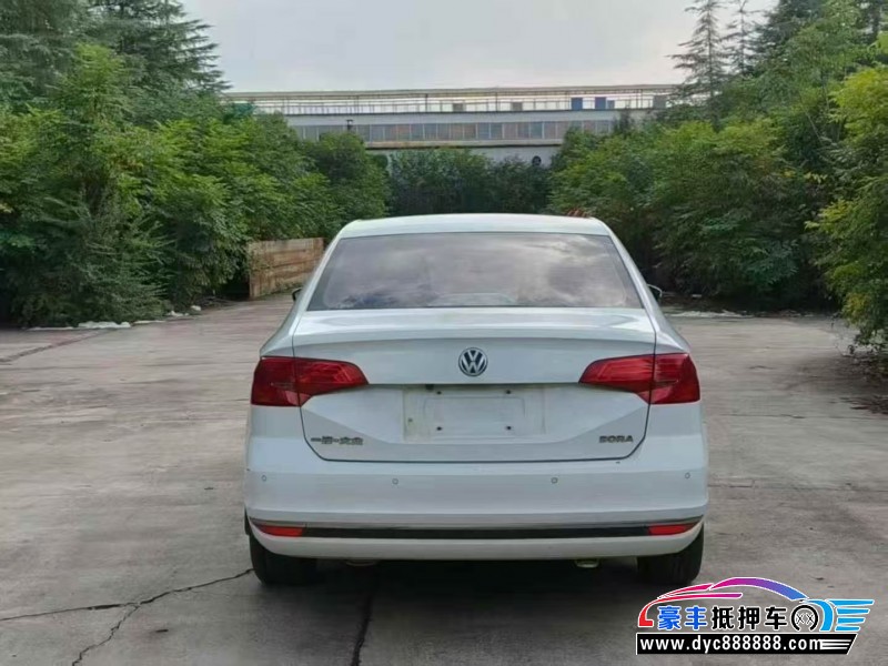 18年大众宝来轿车抵押车出售