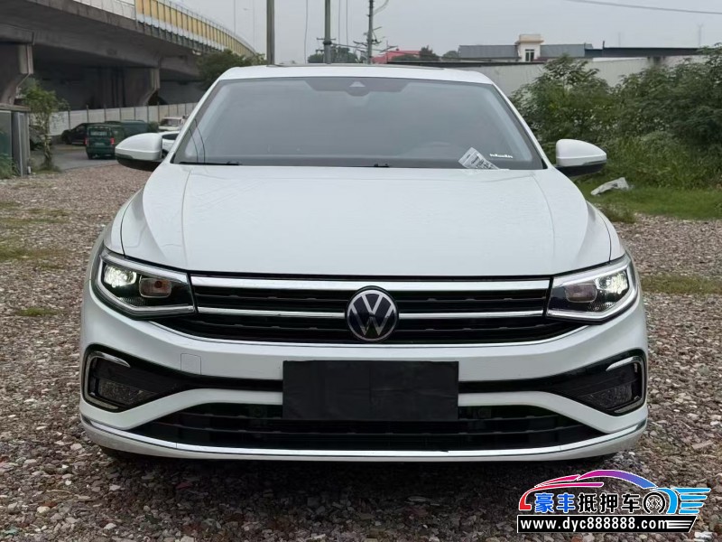 25年大众宝来轿车抵押车出售