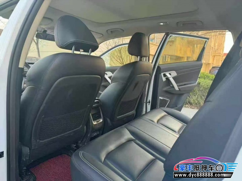 18年吉利博越轿车抵押车出售