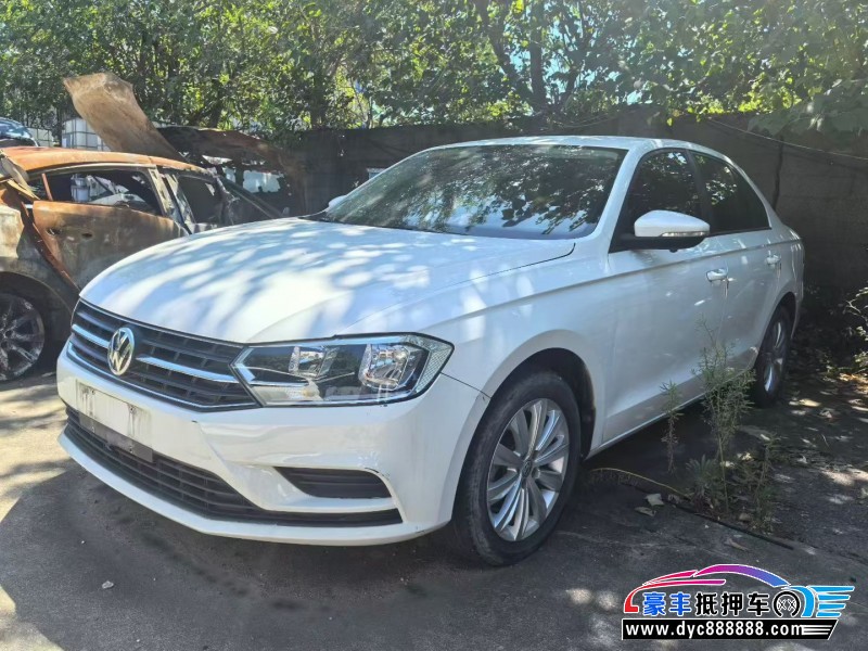 21年大众宝来轿车抵押车出售