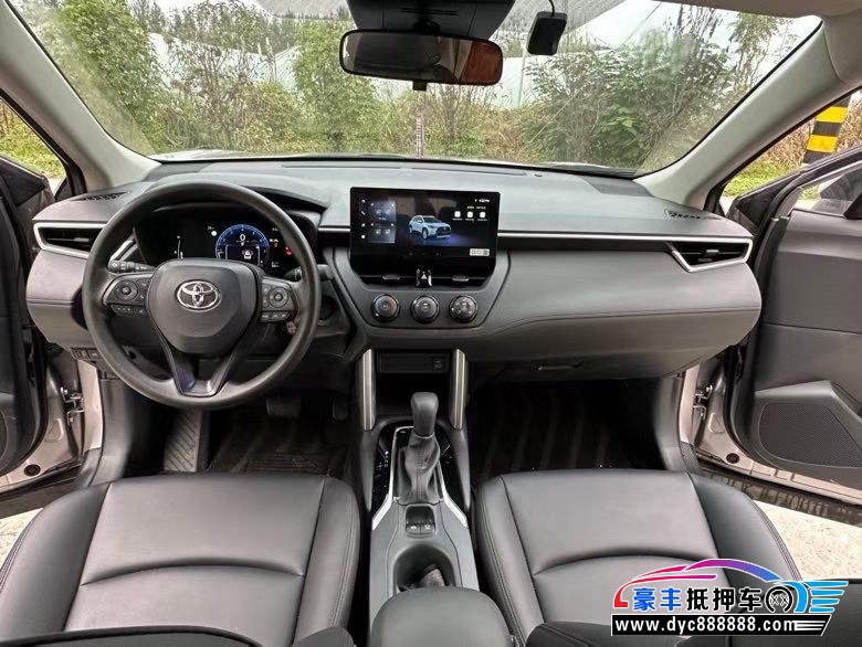 24年丰田锐放轿车抵押车出售