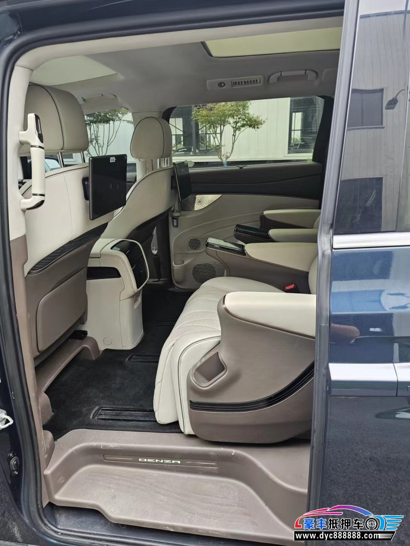 22年腾势D9SUV抵押车出售