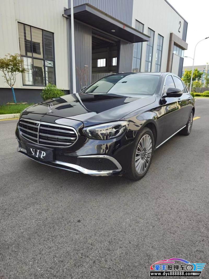 22年奔驰E轿车抵押车出售