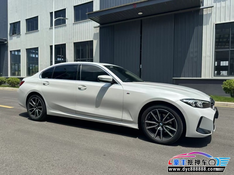 24年宝马3系轿车抵押车出售