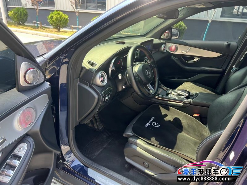 18年奔驰GLCSUV抵押车出售