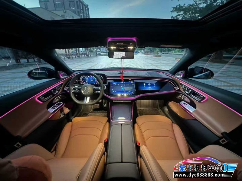 25年奔驰E轿车抵押车出售