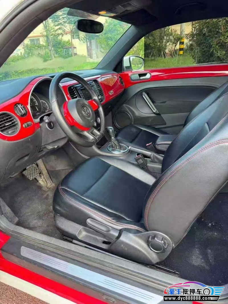 17年大众甲壳虫轿车抵押车出售