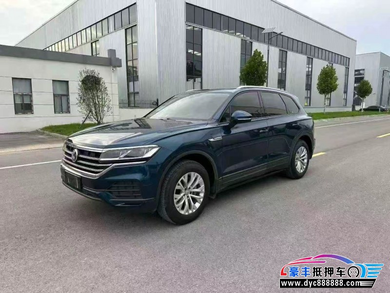 20年大众途锐轿车抵押车出售