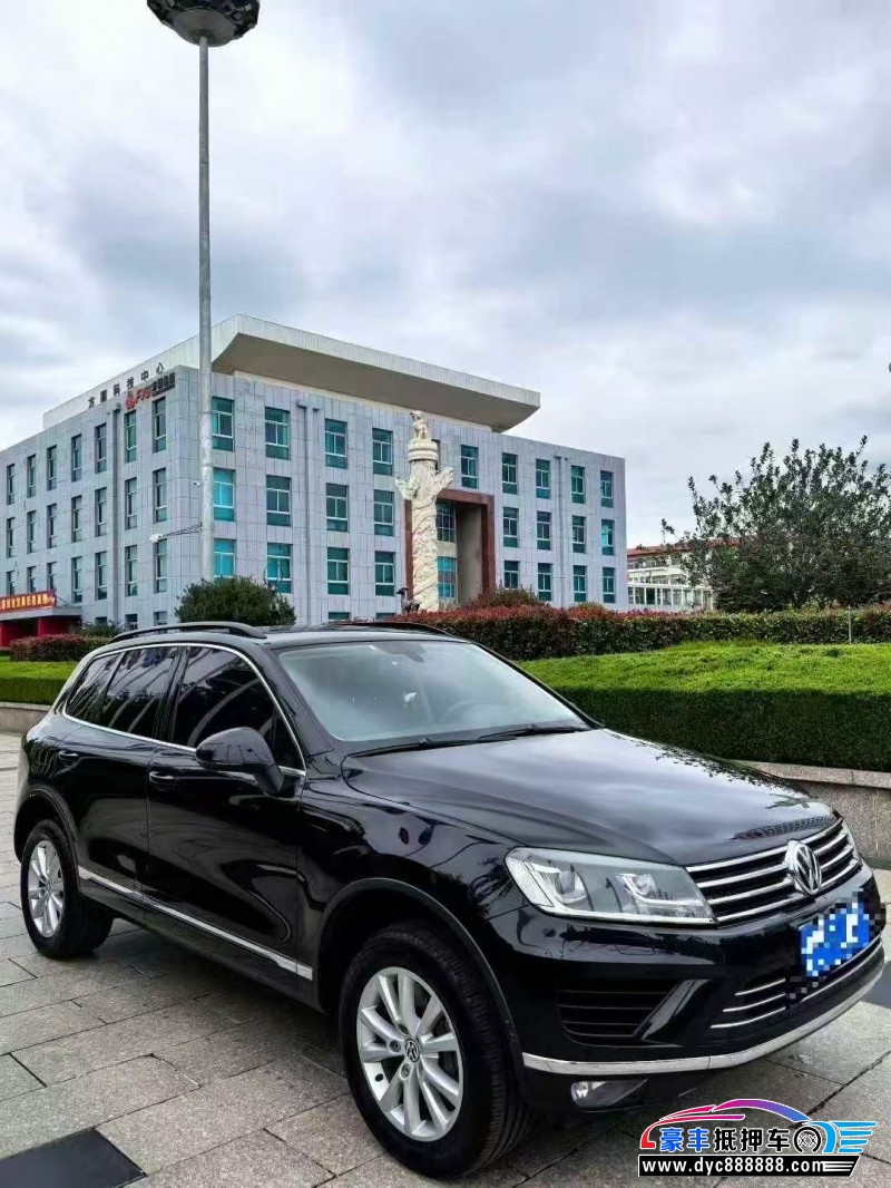 17年大众途锐轿车抵押车出售