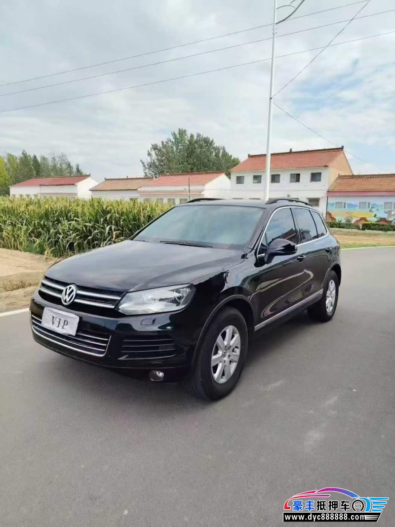 12年大众途锐轿车抵押车出售