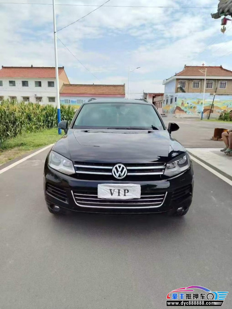 12年大众途锐轿车抵押车出售