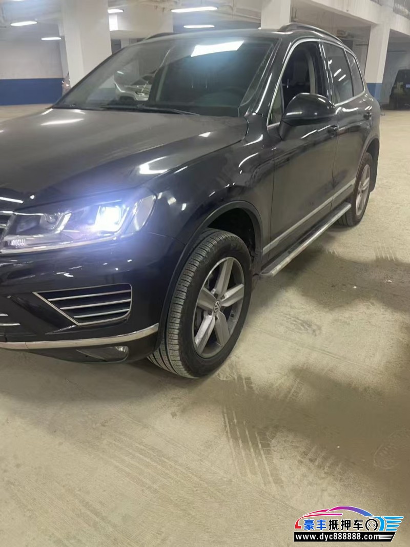 18年大众途锐轿车抵押车出售