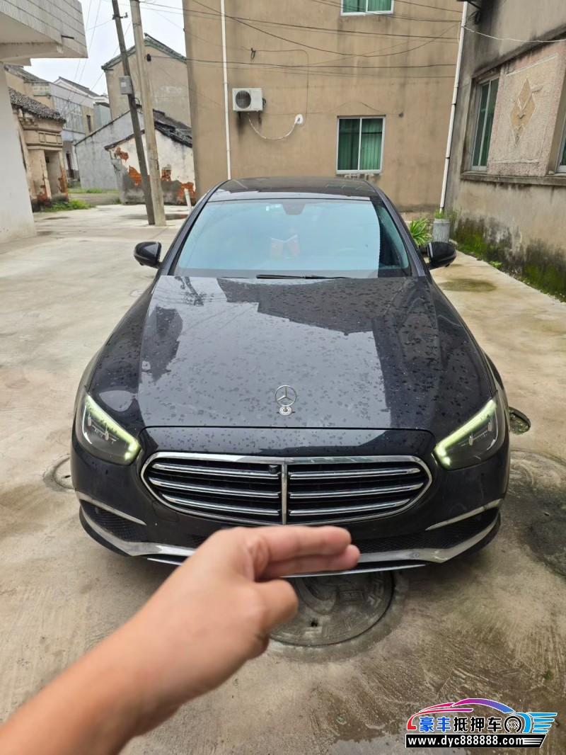 20年奔驰E轿车抵押车出售