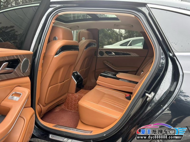 22年红旗H9轿车抵押车出售