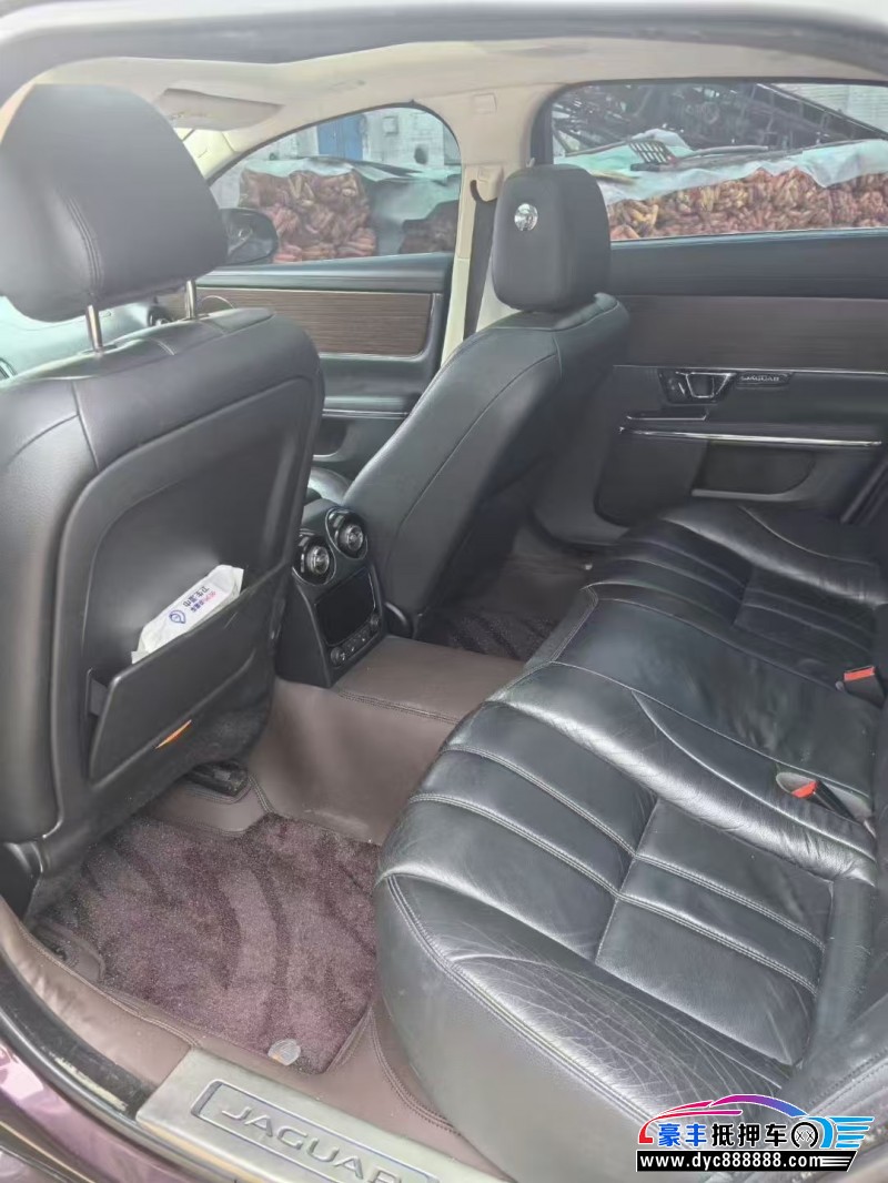 17年捷豹XJL轿车抵押车出售