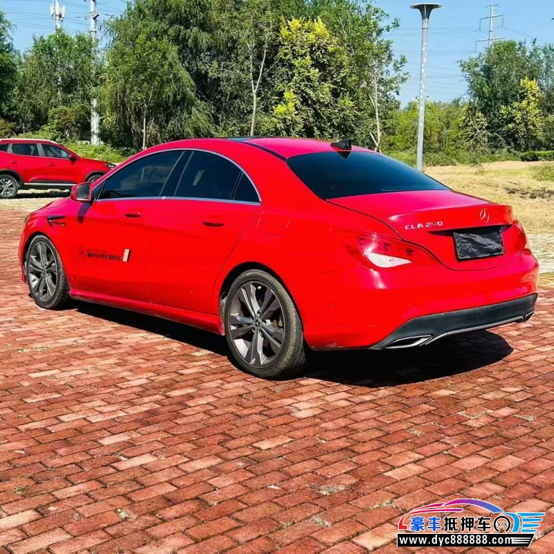 18年奔驰CLA级轿车抵押车出售