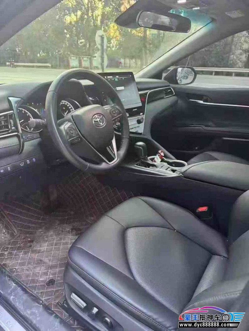 23年丰田凯美瑞轿车抵押车出售