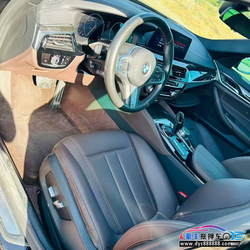 19年宝马5系轿车抵押车出售