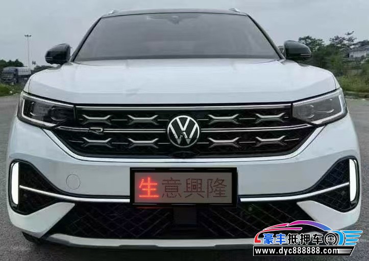 抵押车出售23年大众探岳轿车