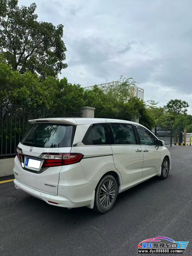 19年本田奥德赛轿车抵押车出售