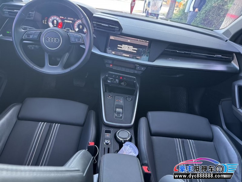 24年奥迪A3轿车抵押车出售