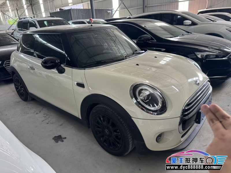 20年宝马MINI轿车抵押车出售