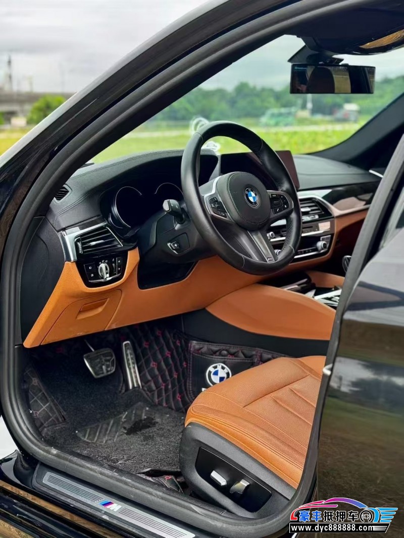 19年宝马5系轿车抵押车出售