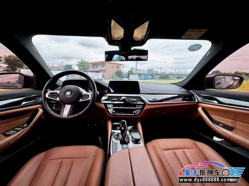 19年宝马5系轿车抵押车出售