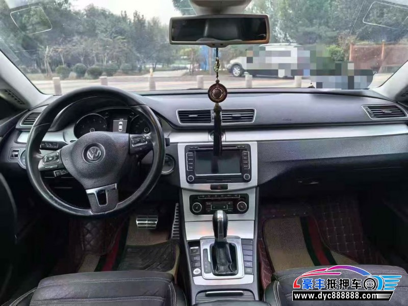 13年大众CC轿车抵押车出售