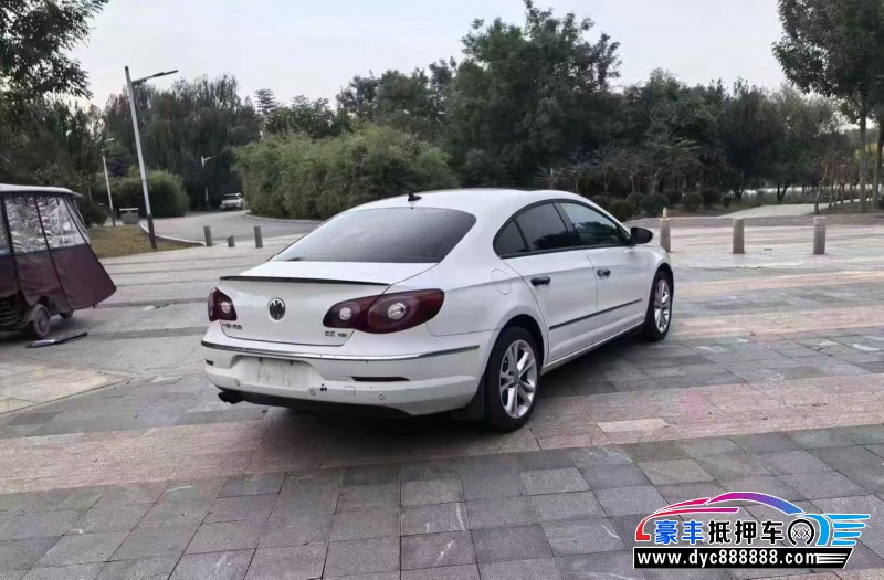 13年大众CC轿车抵押车出售