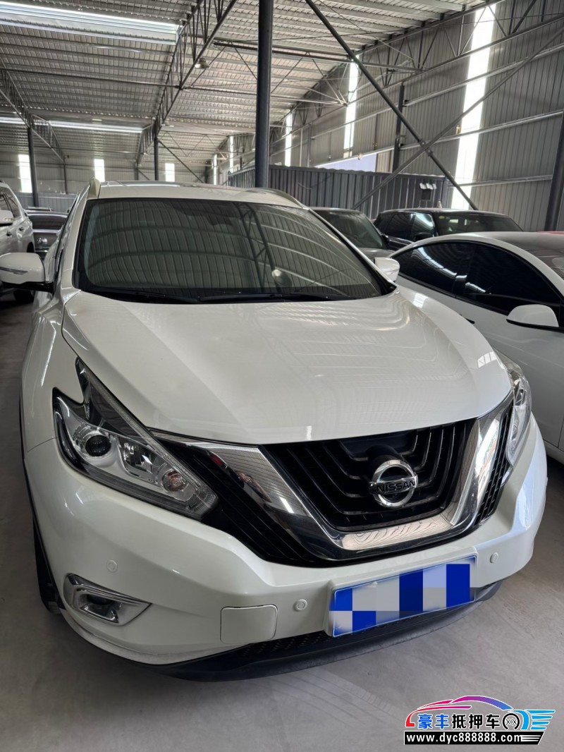 抵押车出售20年日产楼兰轿车