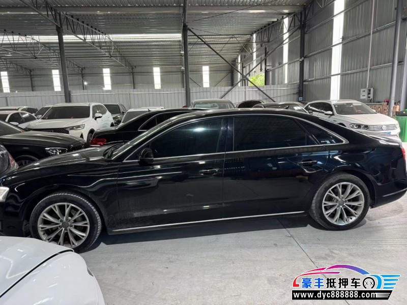 16年奥迪A8L轿车抵押车出售