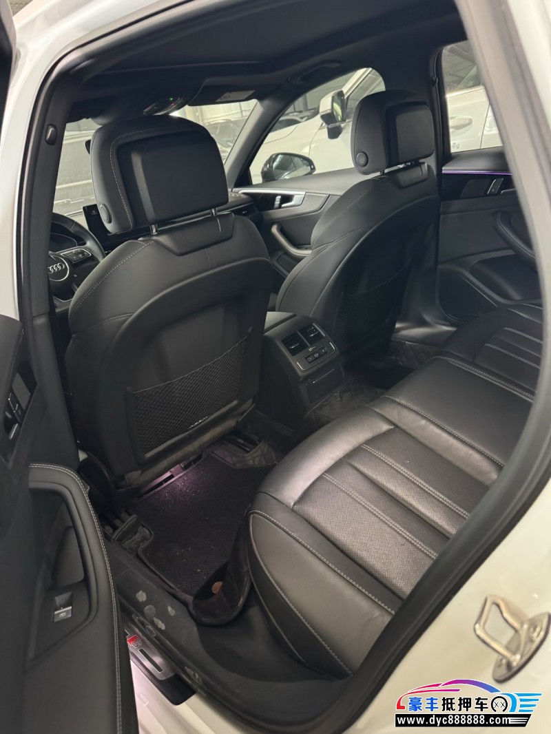 23年奥迪A4L轿车抵押车出售