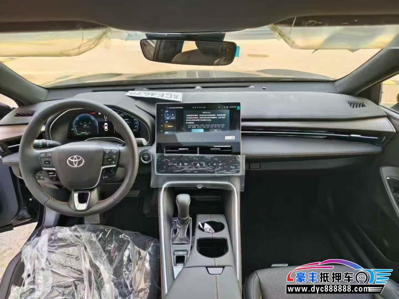 25年丰田亚洲龙轿车抵押车出售