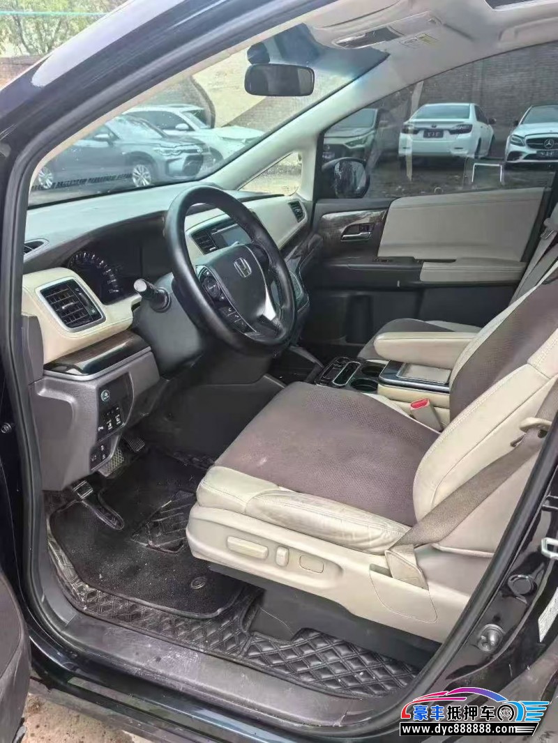 18年本田奥德赛MPV抵押车出售