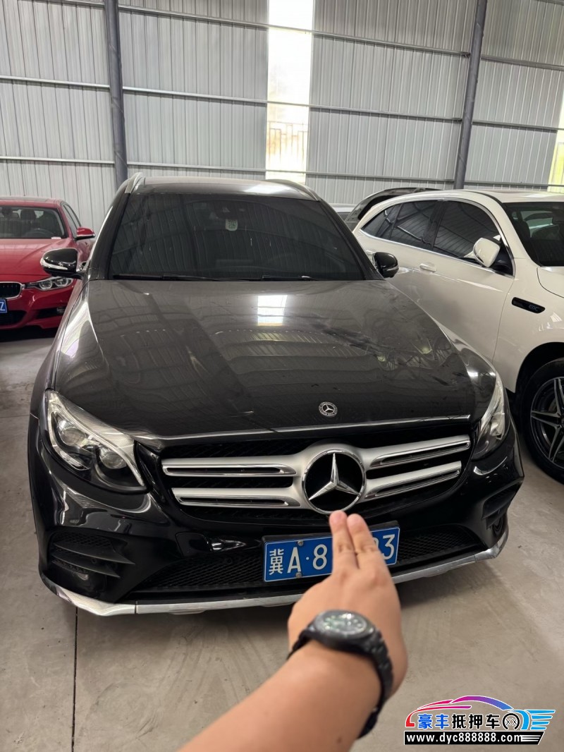 18年奔驰GLC轿车抵押车出售