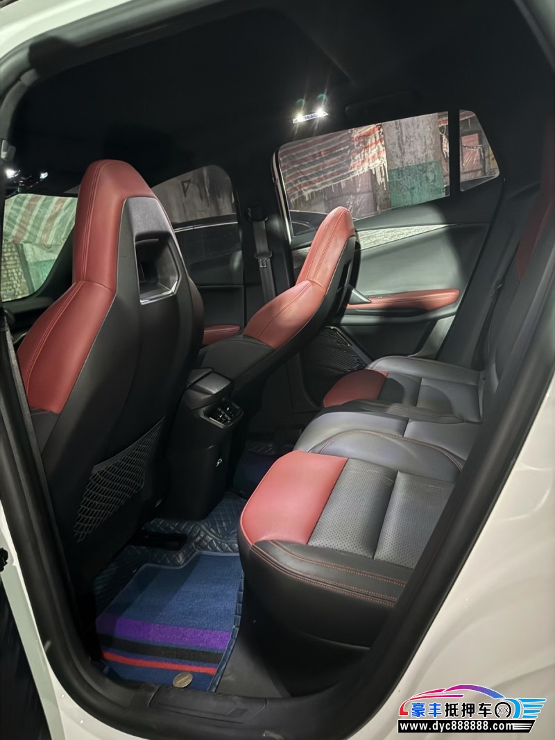 20年领克06轿车抵押车出售