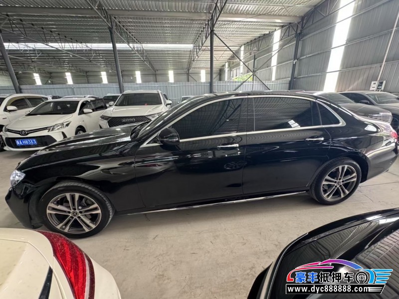 21年奔驰E轿车抵押车出售