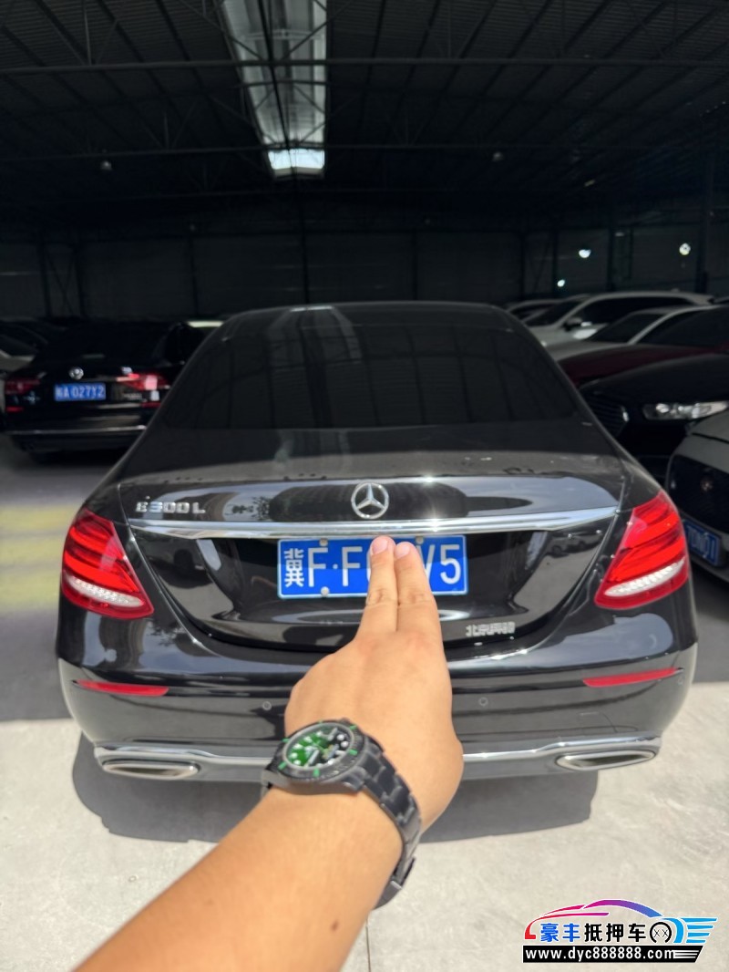 20年奔驰E轿车抵押车出售