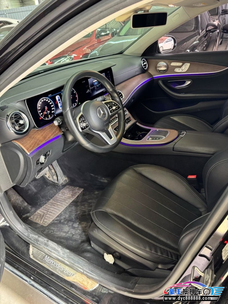 20年奔驰E轿车抵押车出售