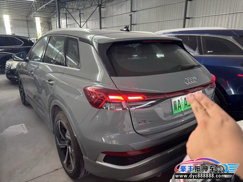24年奥迪Q4轿车抵押车出售