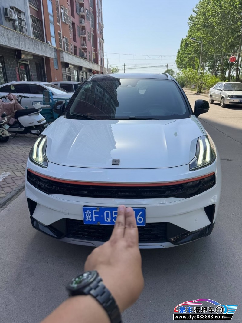 抵押车出售21年领克06轿车