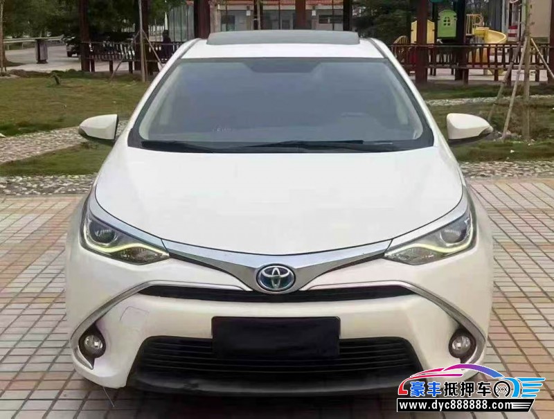 18年丰田雷凌轿车抵押车出售