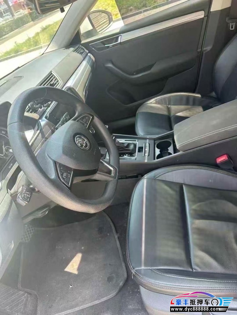 22年斯柯达速派轿车抵押车出售