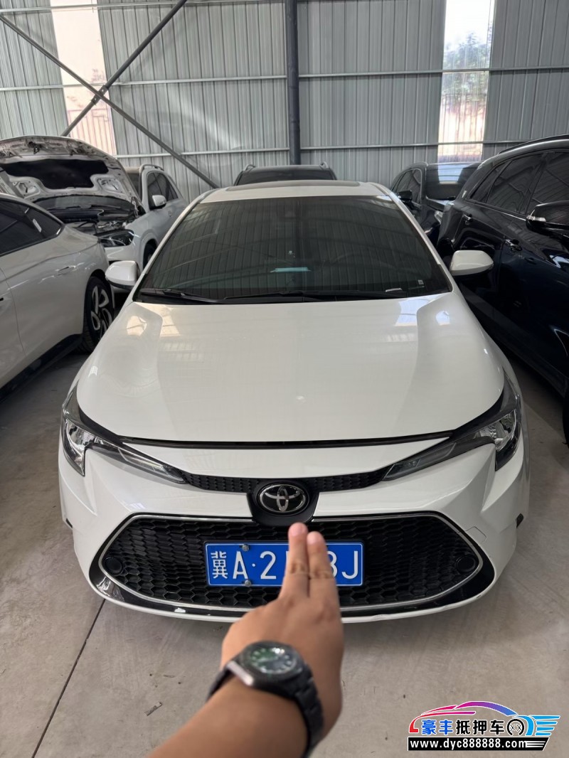 21年丰田雷凌轿车抵押车出售