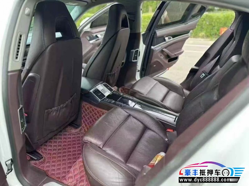 16年保时捷帕纳梅拉轿车抵押车出售